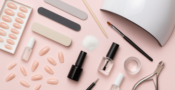 DIY Künstliche Nägel zu Hause lohnt sich das wirklich